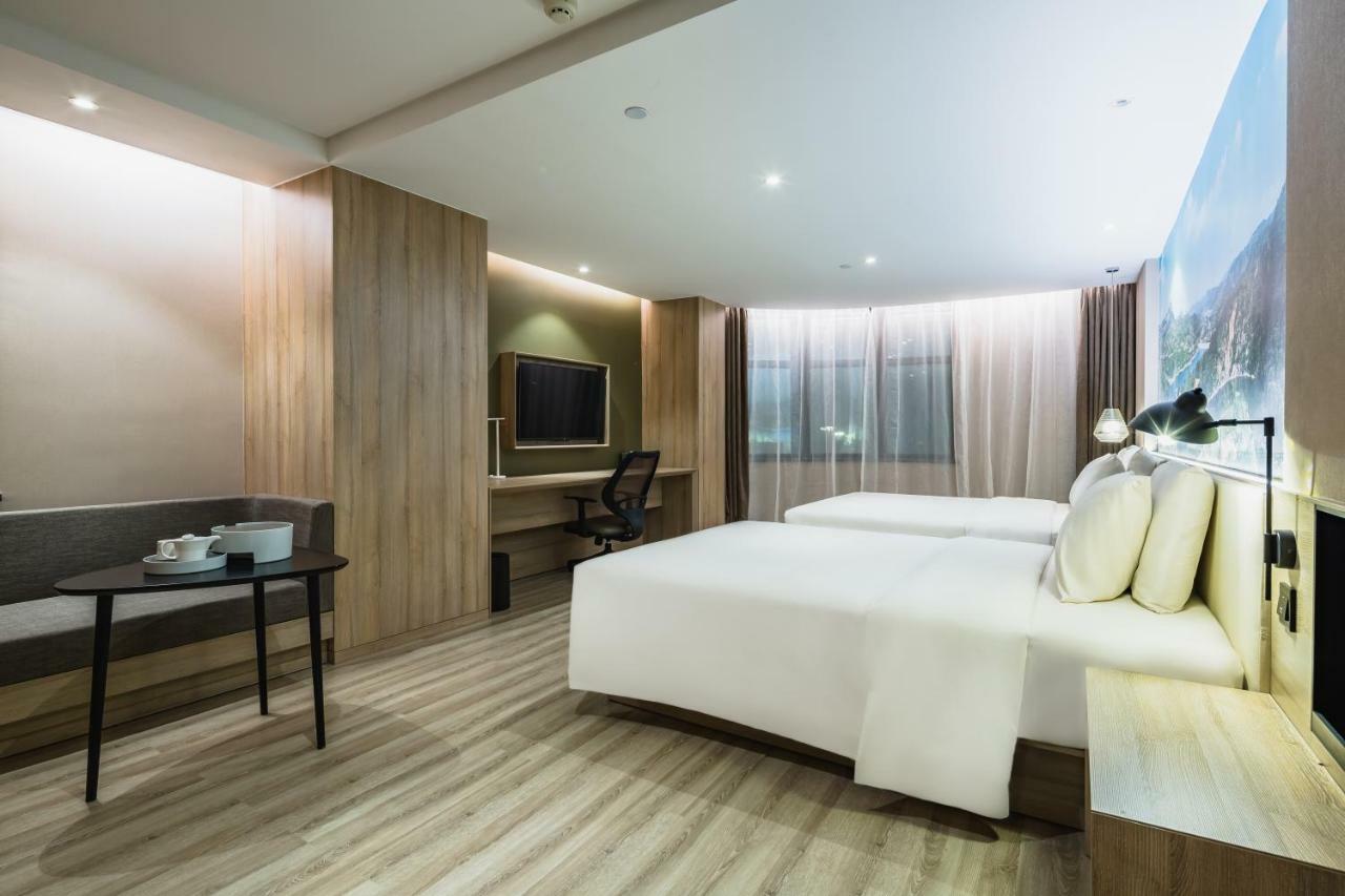 Atour Hotel Jinan Exterior photo